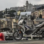 Aprilia SR GT 400