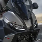 Aprilia SR GT 400