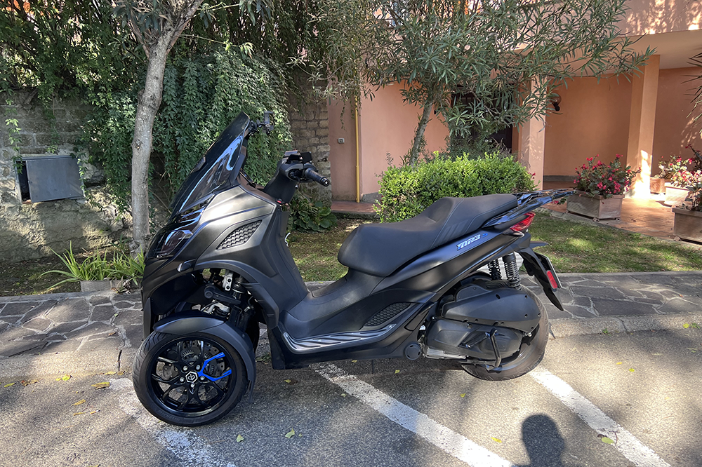 Piaggio MP3 310 Piaggio MP3 310