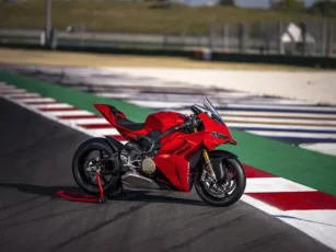 Ducati Panigale V4 2027