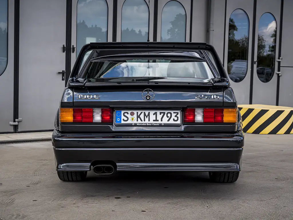 Mercedes-Benz 190 E 2.5-16 Evolution II Mercedes-Benz 190 E 2.5-16 Evolution II