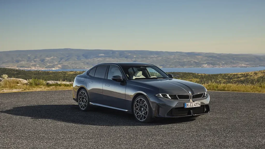 Nuova BMW Serie 3 Nuova BMW Serie 3